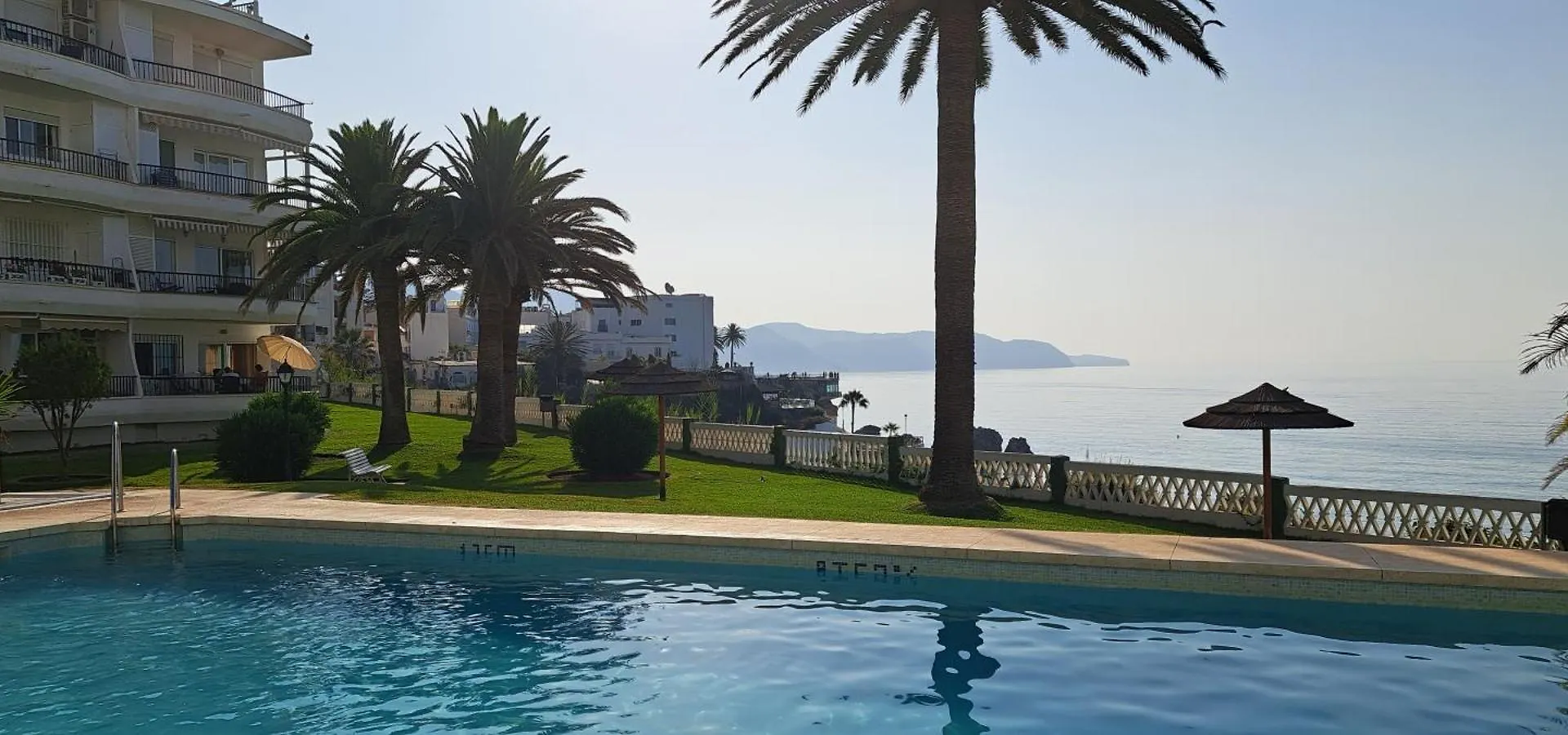 Acapulco Playa Beautiful Seaview Apartment Nerja