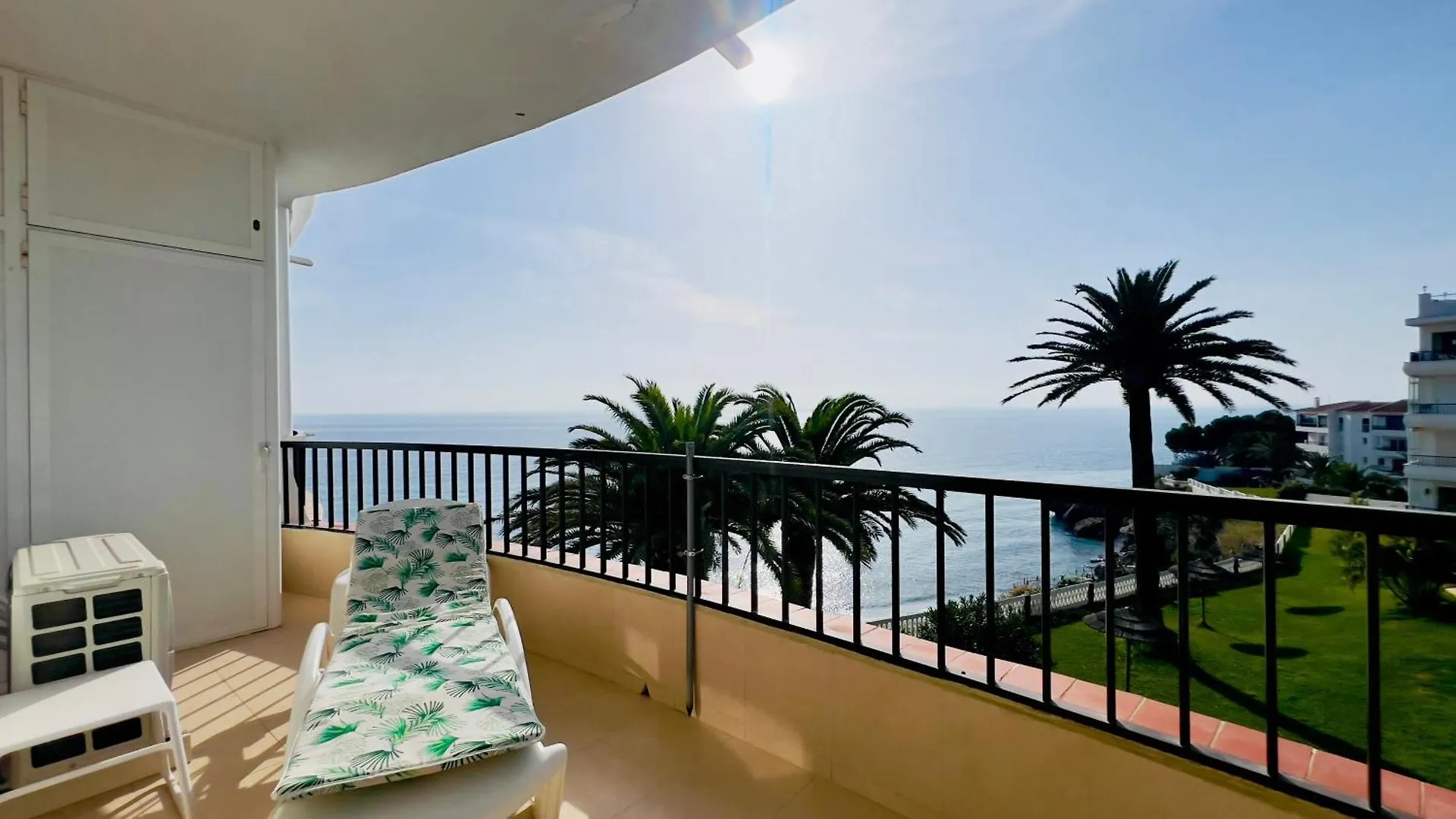 Acapulco Playa Beautiful Seaview Apartment Nerja Spain